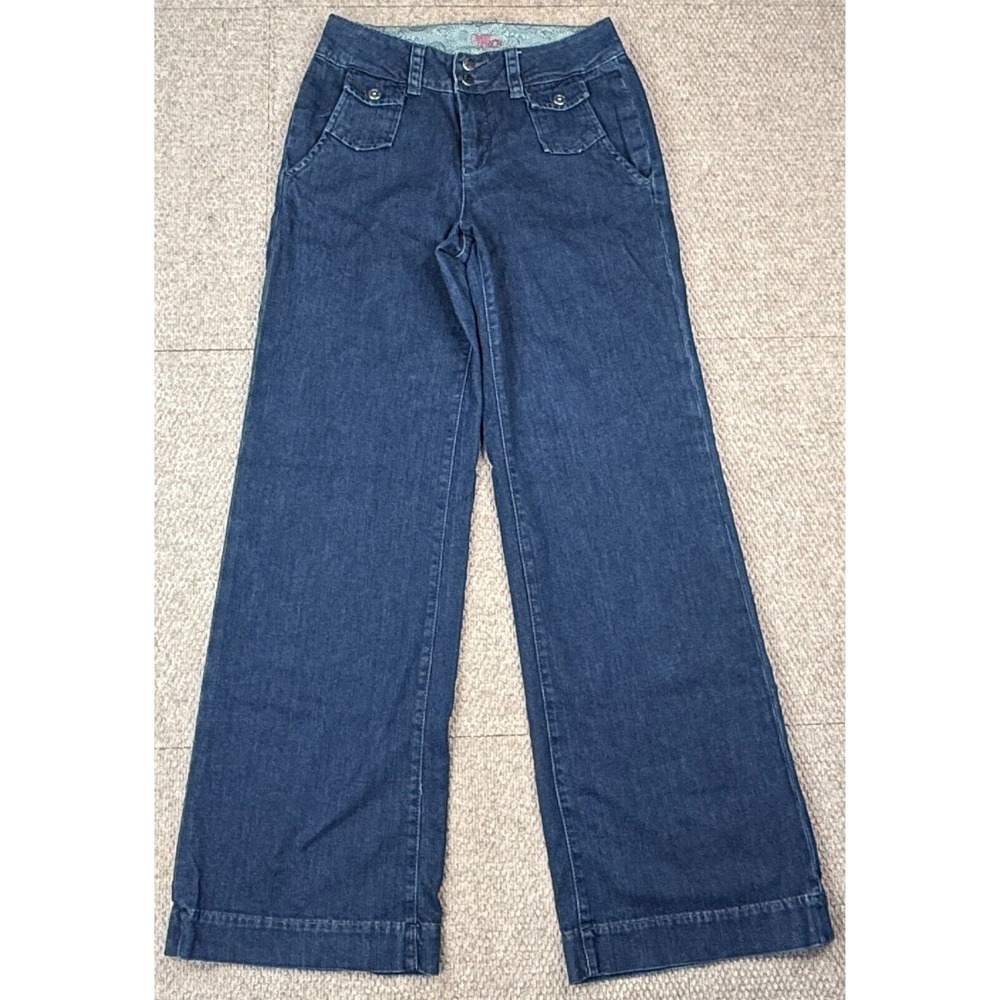 Worn‎ Vintage Women's Flared Wide Leg Denim Jean's Size 10
